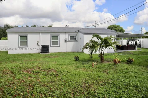 16201 NW 18th Place Miami Gardens FL 33054