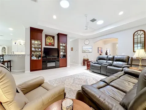 1637 Westminster Court The Villages FL 32162