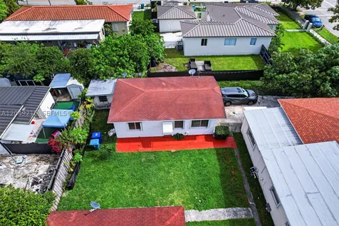 3205 NW 3rd Street Miami FL 33125