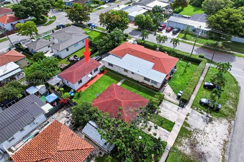 3205 NW 3rd Street Miami FL 33125