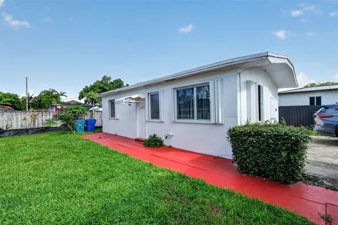 3205 NW 3rd Street Miami FL 33125