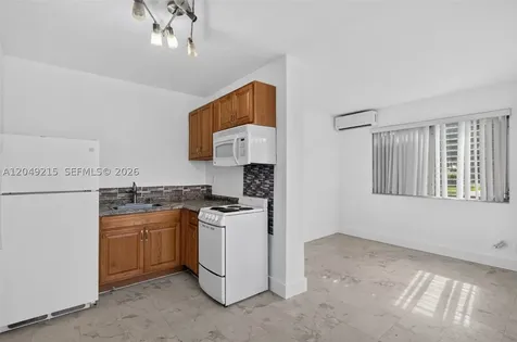 3205 NW 3rd Street Miami FL 33125