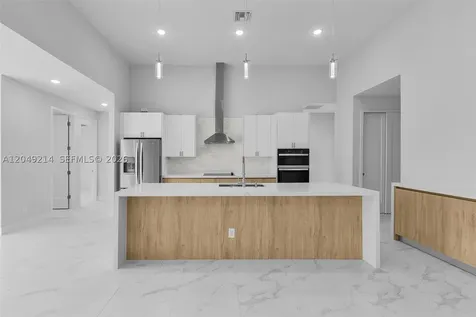 1430 SE 23rd Street Cape Coral FL 33990