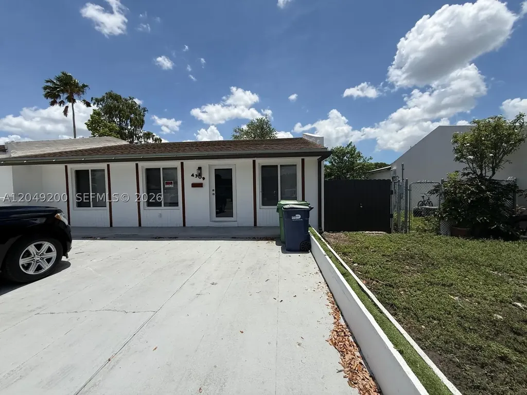 4309 SW 129th Avenue Miami FL 33175