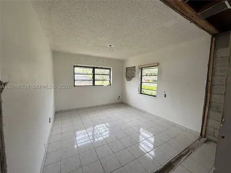 6346 NW 41st Street Virginia Gardens FL 33166