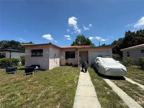 6346 NW 41st Street Virginia Gardens FL 33166
