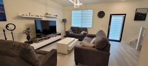 4682 NW 83rd Avenue Doral FL 33166