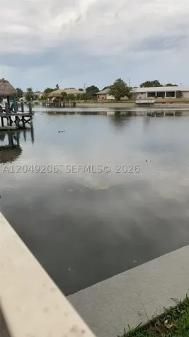 320 SE 15 Place Cape Coral FL 33990