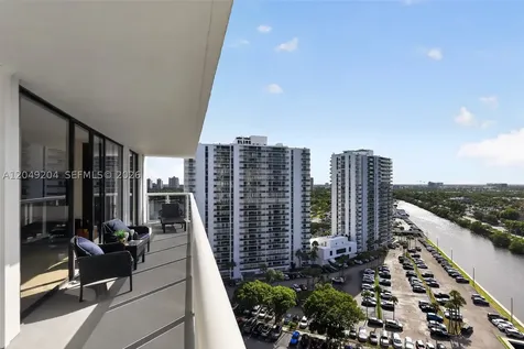 20505 E Country Club Drive Aventura FL 33180