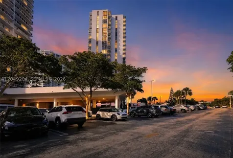 20505 E Country Club Drive Aventura FL 33180