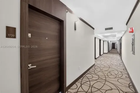 20505 E Country Club Drive Aventura FL 33180