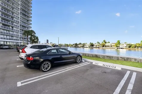 20505 E Country Club Drive Aventura FL 33180