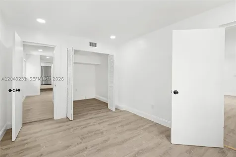 1701 NW 19th Avenue Miami FL 33125