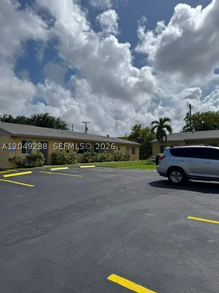 North Miami Beach FL 33162