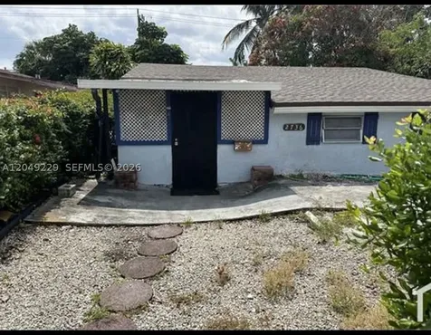 2736 NW 2nd Street Pompano Beach FL 33069