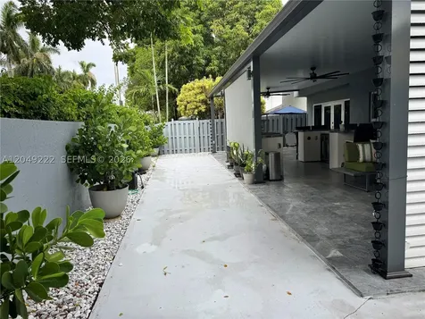9368 SW 146th Place Miami FL 33186