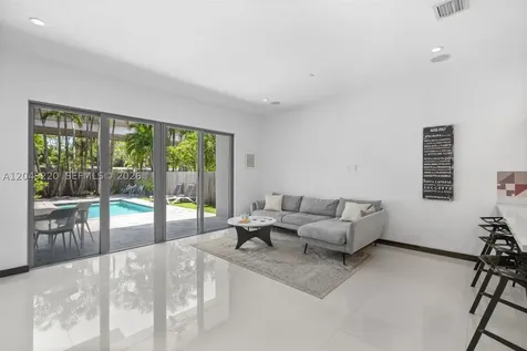 3567 SW 1st Avenue Miami FL 33145