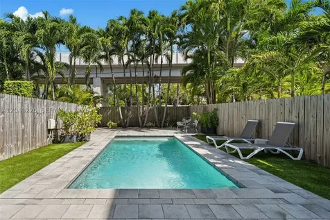 3567 SW 1st Avenue Miami FL 33145