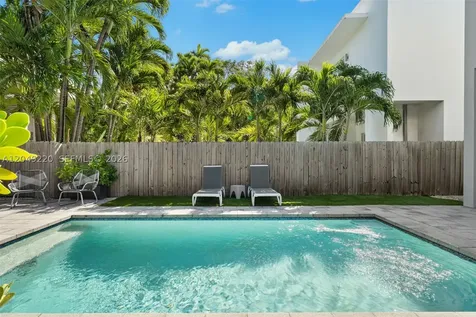 3567 SW 1st Avenue Miami FL 33145