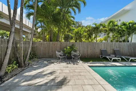 3567 SW 1st Avenue Miami FL 33145