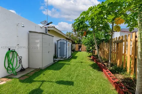 16740 Harbor Court Weston FL 33326