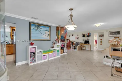 16740 Harbor Court Weston FL 33326