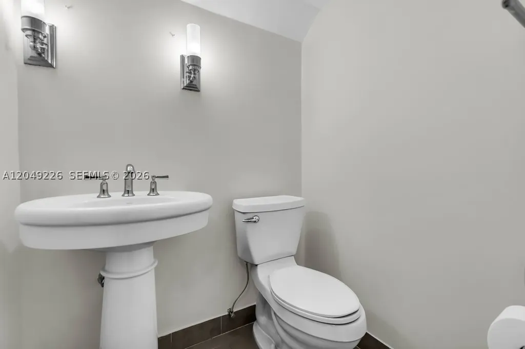 3454 Laurel Oaks Lane Hollywood FL 33021