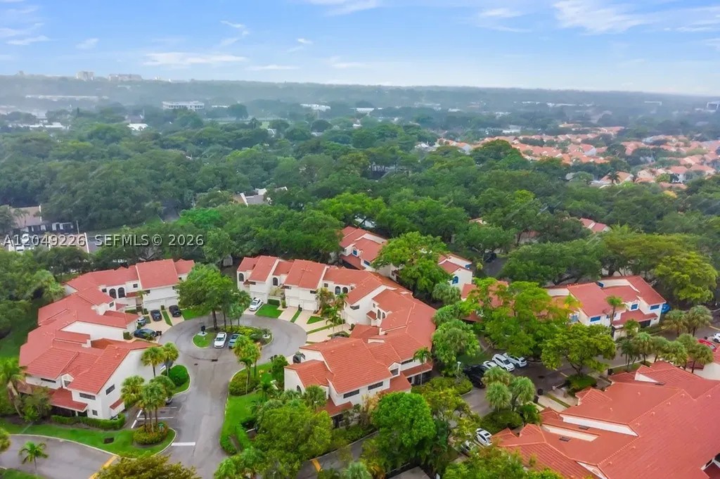 3454 Laurel Oaks Lane Hollywood FL 33021