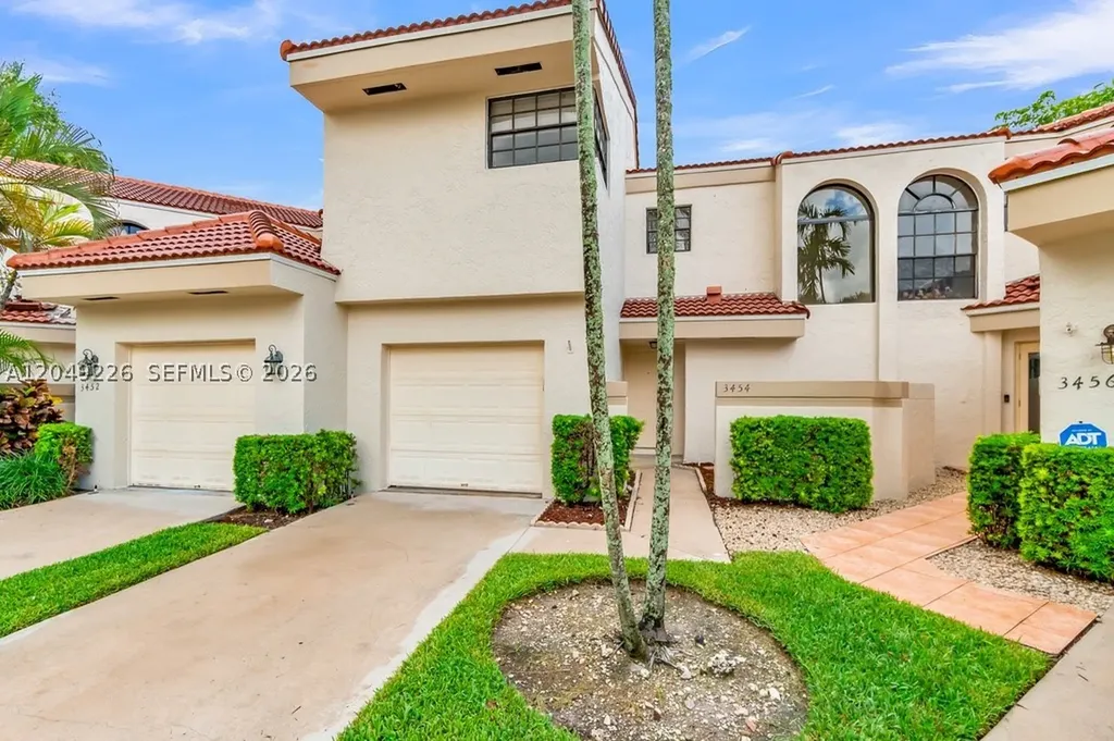 3454 Laurel Oaks Lane Hollywood FL 33021
