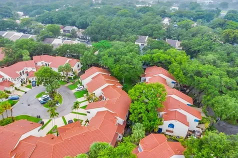 3454 Laurel Oaks Lane Hollywood FL 33021