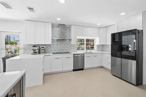 20235 Highland Lakes Boulevard Miami FL 33179
