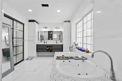 20235 Highland Lakes Boulevard Miami FL 33179