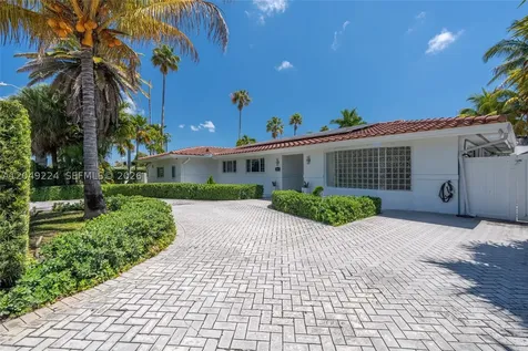 20235 Highland Lakes Boulevard Miami FL 33179