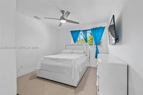 20235 Highland Lakes Boulevard Miami FL 33179