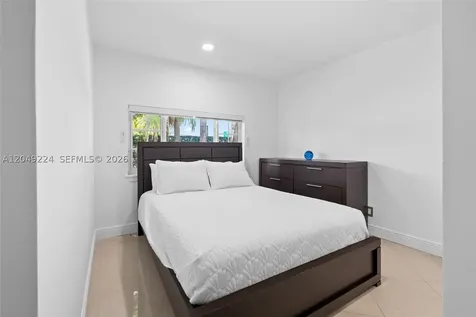 20235 Highland Lakes Boulevard Miami FL 33179