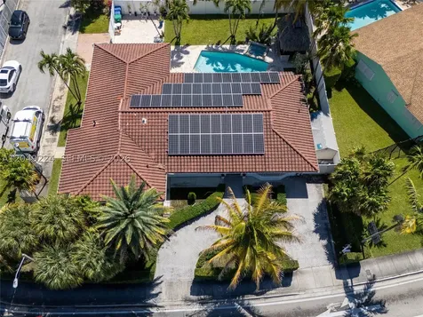 20235 Highland Lakes Boulevard Miami FL 33179