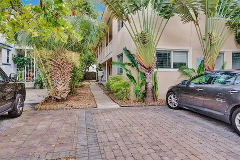 1430 16th Street Miami Beach FL 33139