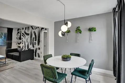 1430 16th Street Miami Beach FL 33139