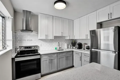 1430 16th Street Miami Beach FL 33139