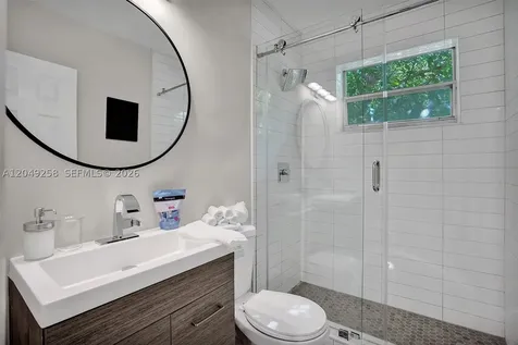 1430 16th Street Miami Beach FL 33139