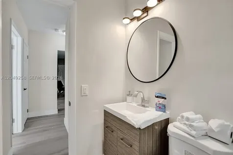 1430 16th Street Miami Beach FL 33139