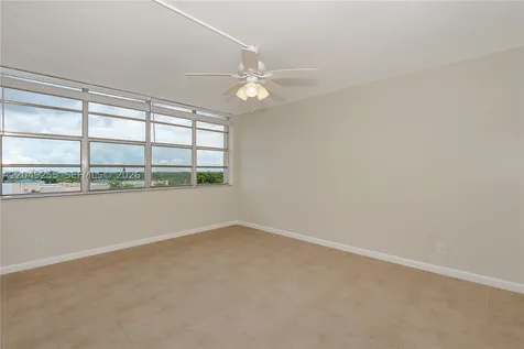 16710 NE 9th Avenue North Miami Beach FL 33162