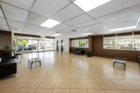 16710 NE 9th Avenue North Miami Beach FL 33162