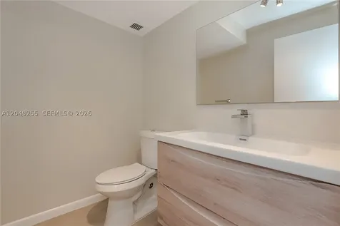 16710 NE 9th Avenue North Miami Beach FL 33162