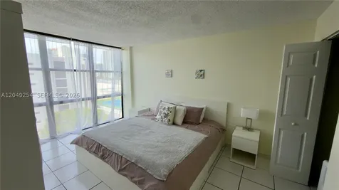 16909 N Bay Road Sunny Isles Beach FL 33160