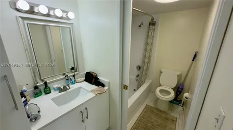 16909 N Bay Road Sunny Isles Beach FL 33160