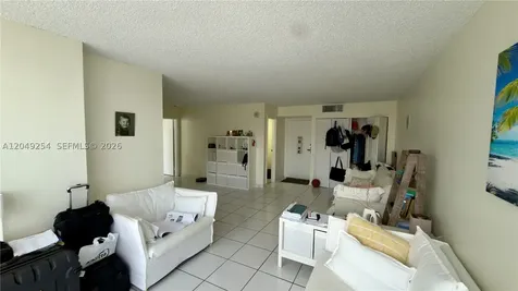 16909 N Bay Road Sunny Isles Beach FL 33160