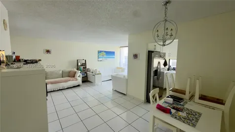 16909 N Bay Road Sunny Isles Beach FL 33160