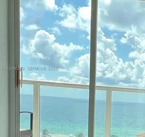 5900 Collins Avenue Miami Beach FL 33140