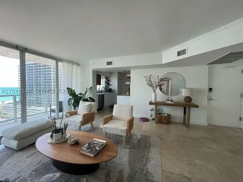 5900 Collins Avenue Miami Beach FL 33140